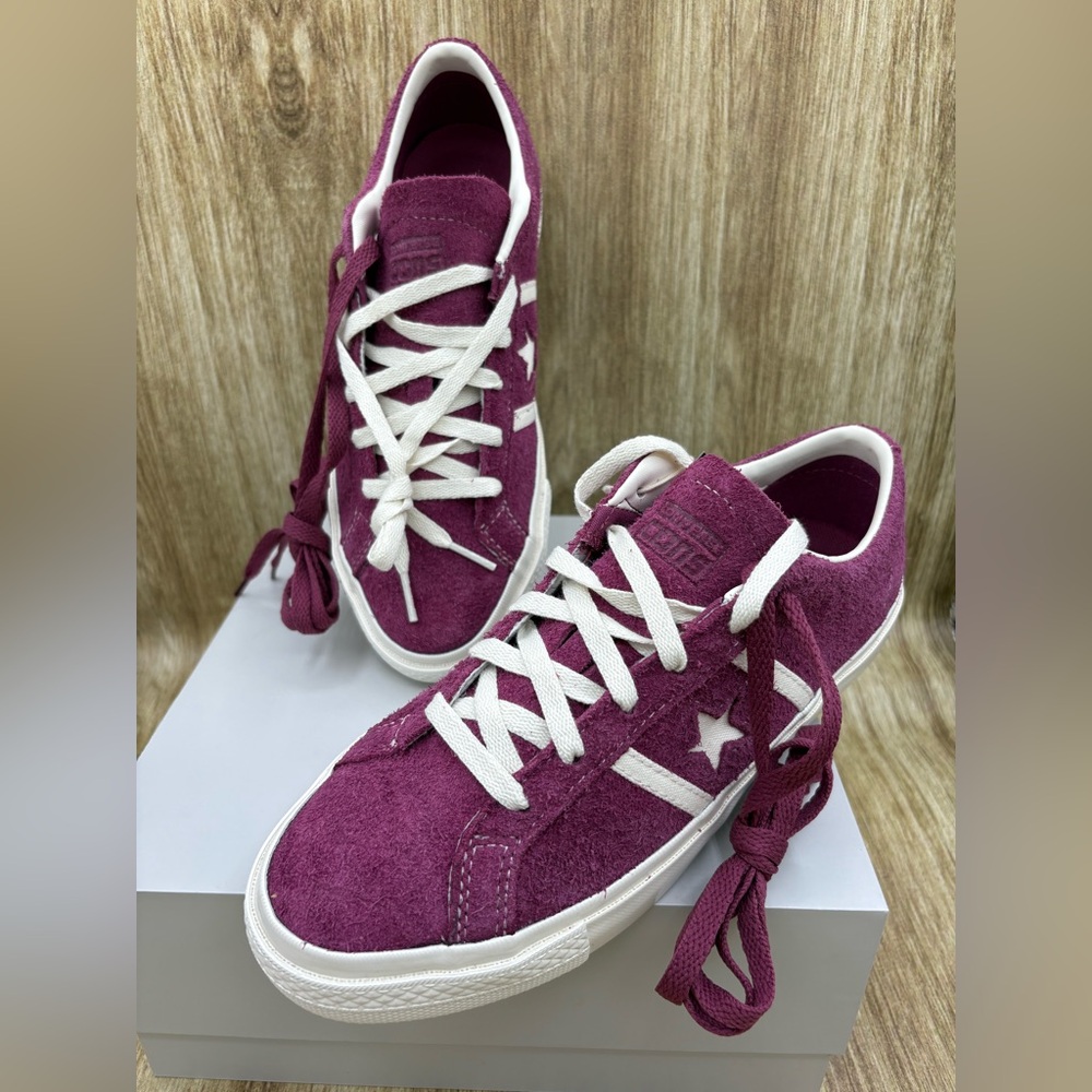 Converse One Star Suede Retro Sneakers - Picture 5 of 16